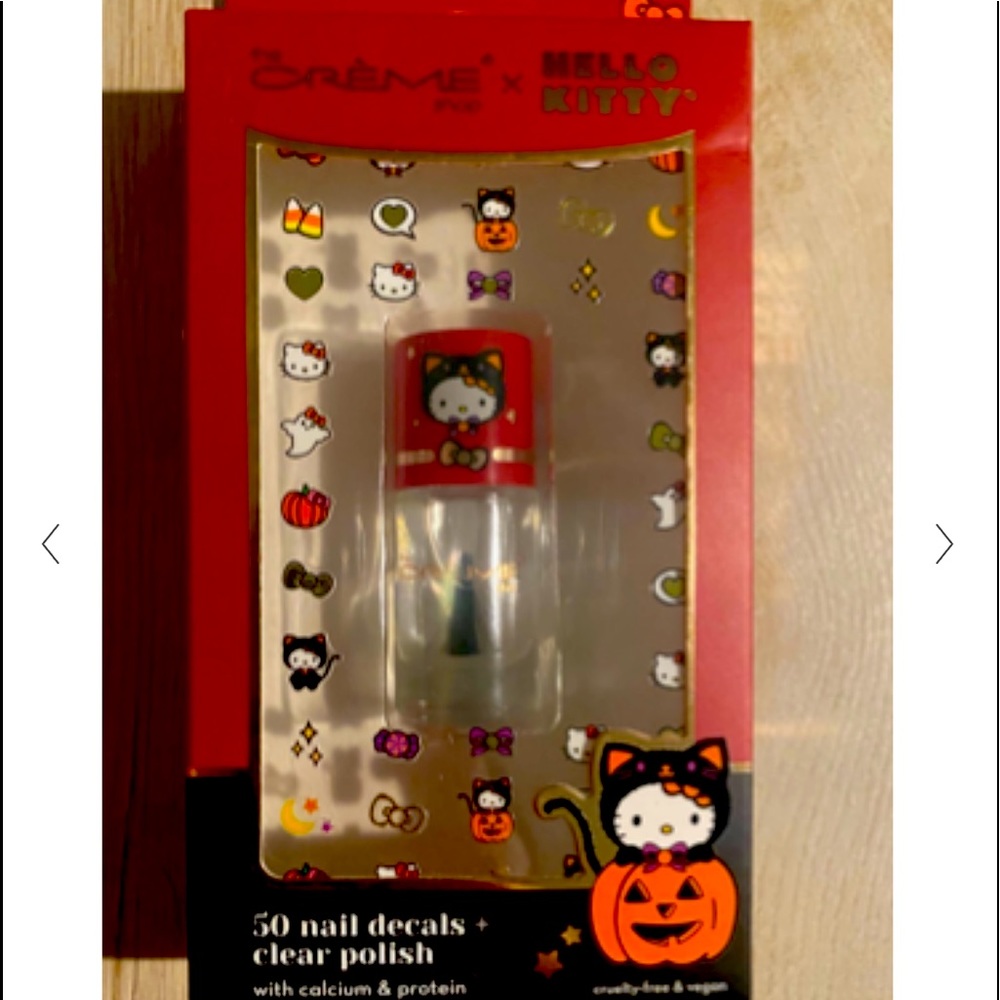Hello kitty Crème Halloween 🎃